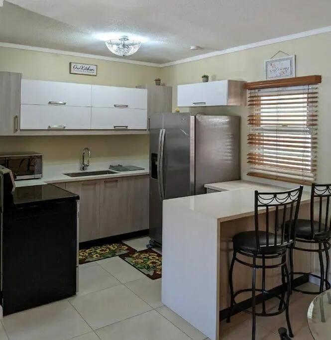 Comfy Seascape Retreat Near Kingston Airport Vila Jamaica
